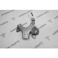 Кронштейн блока мертвых зон RH Mazda CX-5 KF 2016 KB8D67ZP1A