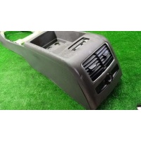 Консоль салона (кулисная часть) Mercedes C W203 2004