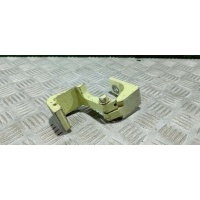 Петля двери передней правой Volkswagen Transporter T5 2005 7H0831402