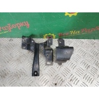 Кронштейн замка капота Mazda 3 BL седан 2012 г. BBM4-52-15Y