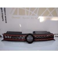 Решетка радиатора Volkswagen Golf 6 5K1 2008-2012 951805-1