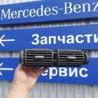 Дефлектор обдува салона Mercedes C W203 2004 A2038302254,2038302254