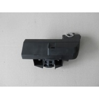 Volkswagen passat b8 клемма патрон kb8j4590 4f0915519