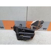 Замок двери задней правой Hyundai Elantra 3, XD, XD2 814202D010