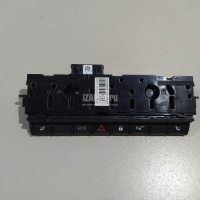 Блок кнопок Renault Arkana 2019 283E89909R