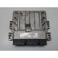 Блок управления двигателем Renault Dokker 2012 237103217R