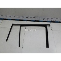 Уплотнитель стекла двери Mercedes Benz GLB-Class X247 2019 2477350400
