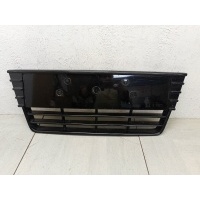 Решетка бампера Ford Focus 3 2011-2019 1718735