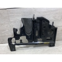 Накладка торпеды Audi A4 B9 2015- 8W1863083E