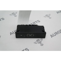 Модуль подключения картридер и USB Mercedes C-Klasse W205 2013 A2058200226
