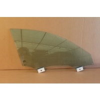 Стекло двери передняя правый audi a4 rs4 8w b9 2022r
