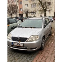 Toyota corolla combi 2003 год