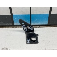 Кронштейн переднего бампера правый Mercedes Benz W204 (2007 - 2015) 2048850816