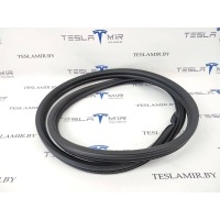 УПЛОТНИТЕЛЬ Tesla Model 3 2021 1090492-00