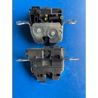 Замок крышки багажника Mercedes C W205 2017 A2059200176