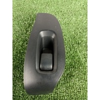 Кнопка стеклоподъемника Subaru Legacy BE5 2001 83071AE040