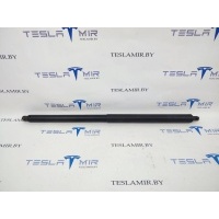 Амортизатор крышки багажника (3-5 двери) левый Tesla Model S 2017 6006611-00
