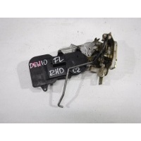 Замок двери передней левой Mazda Demio IDY (2002—2007) DY3W 2003 D35159310C