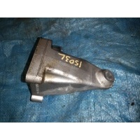 кронштейн опоры двигателя MERCEDES-BENZ C-Clacc W203.042 A2712230904