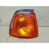 Поворотник правый Audi 80 B3/8A (1986-1991) 1990 1305230907