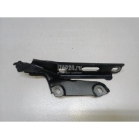 Петля капота правая VAG A3 [8V] (2013 - 2020) 8V0823302