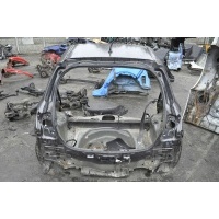 Toyota yaris iii все задняя задница ванна полоса четверть