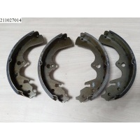 Колодки тормозные задние барабанные к-кт Hyundai-KIA Sportage 1994-2004 KIA 0K0452638Z