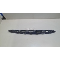 Накладка крышки багажника Toyota Camry V70 2017 7680133670J0