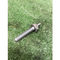 болт VW Touareg 2002-2010 2005 N90768202