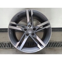 Колесо алюминиевая 8w0601025m 8x18 et40 audi a4 b9