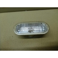 Повторитель на крыло белый Ford Focus II (2005 - 2008) 4M5A13K309AA