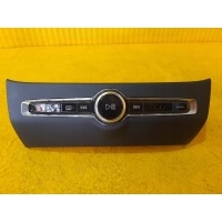 Volvo v60 ii панель управления радио 31398845