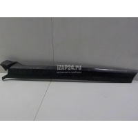 Накладка лобового стекла правая Land Rover Discovery III (2004 - 2009) LR046851