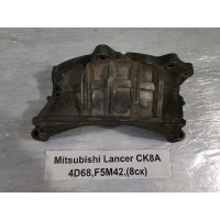 Кронштейн двигателя CK8A 1995 MD311400