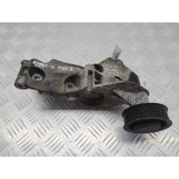 Кронштейн генератора Renault Clio IV (2012-2016) 2014 8200663057