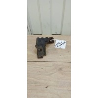 Кронштейн радиатора кондиционера Nissan X-Trail (T30) 2001-2006 2004 921124M400