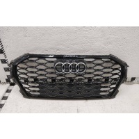 Решетка радиатора Audi Q3 Sportback черная