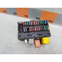 Блок предохранителей Volkswagen Pointer 2005 5X0941822C