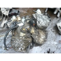 Кронштейн блока управления EASY TRONIC Opel Astra H 24410017