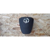 Подушка безопасности водителя Opel Astra J 2013 13299779