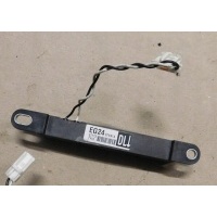 Mazda cx7 антенна keyless eg24676n1a