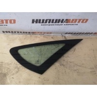 Стекло глухое (форточка) кузова FORD Focus 2 2009 1360766