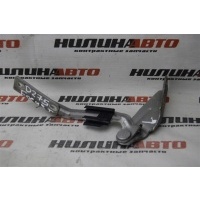 Петля капота FORD Focus 1 2003 1101591, 1101591, 1070727, 1059635