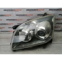 Фара левая TOYOTA Avensis 2 8117005220
