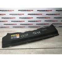 Накладка передней панели Ford Focus 2 2005 1357825, 4M5116613AC, 1357825, 1348639