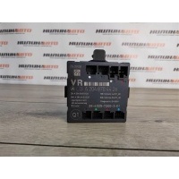 Блок управления дверьми MERCEDES W204 2009 A2048704426