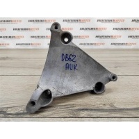 Кронштейн компрессора кондиционера AUDI A6 C6 2005 06E260835C