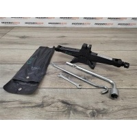 Домкрат MITSUBISHI Lancer 9 2005 MR403843