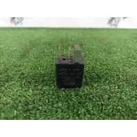 реле Volvo V70 SW65 2002 8651661