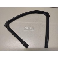 Уплотнитель стекла двери Nissan Juke (F15) (2011 - 2019) 82330BA60A